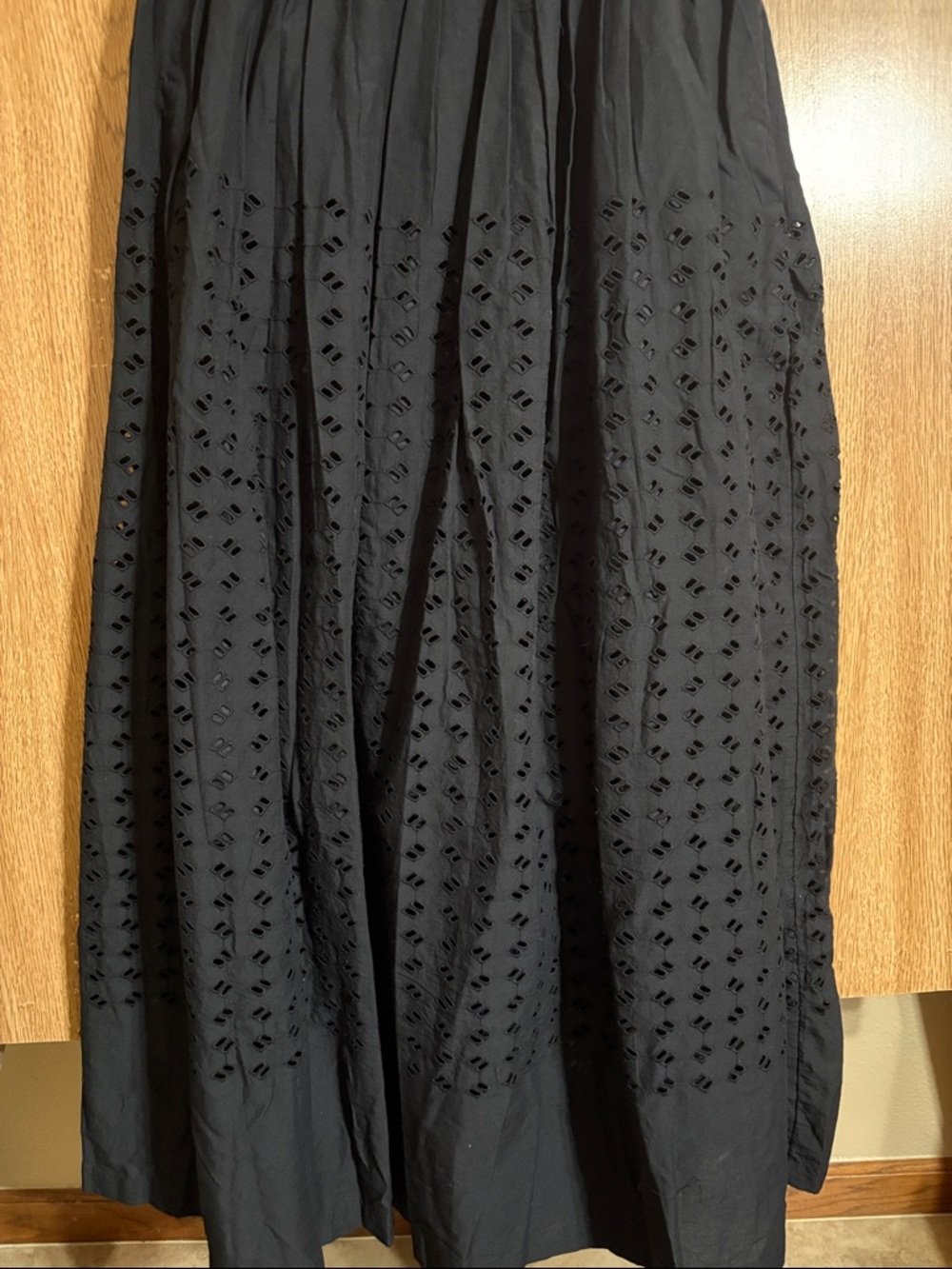 Sundance Black Ribbed Crewneck Top - Picture 12 of 12